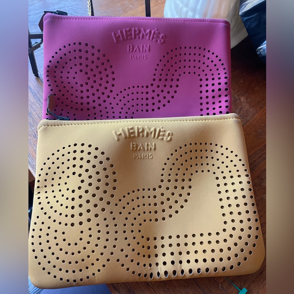 Set of Two HERMÉS Neobain Small pouches